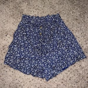 Miami / Francesca’s floral shorts